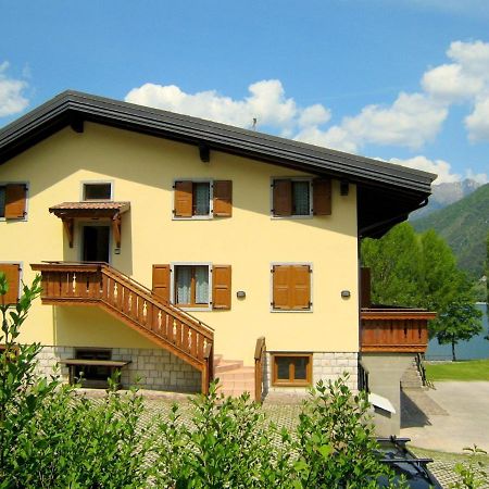 Belvilla By Oyo Villa Etti Bilo - Fronte Lago Molina di Ledro Exterior photo